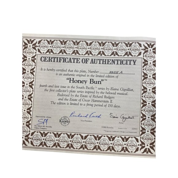 Knowles 1988 "Honey Bun" South Pacific Collectors Plate By Elaine Gignilliat - Picture 4 of 4